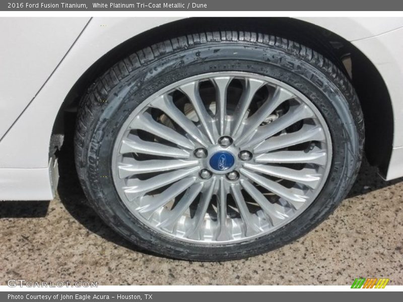 White Platinum Tri-Coat Metallic / Dune 2016 Ford Fusion Titanium