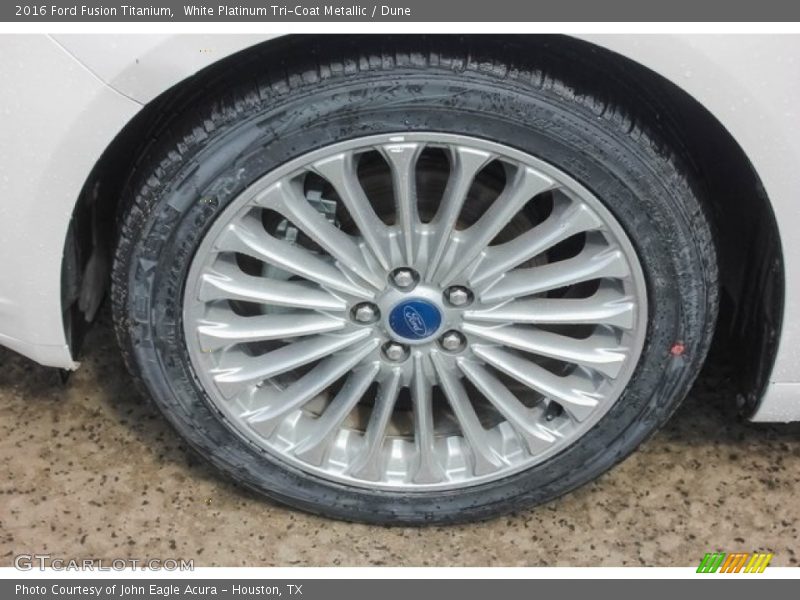 White Platinum Tri-Coat Metallic / Dune 2016 Ford Fusion Titanium