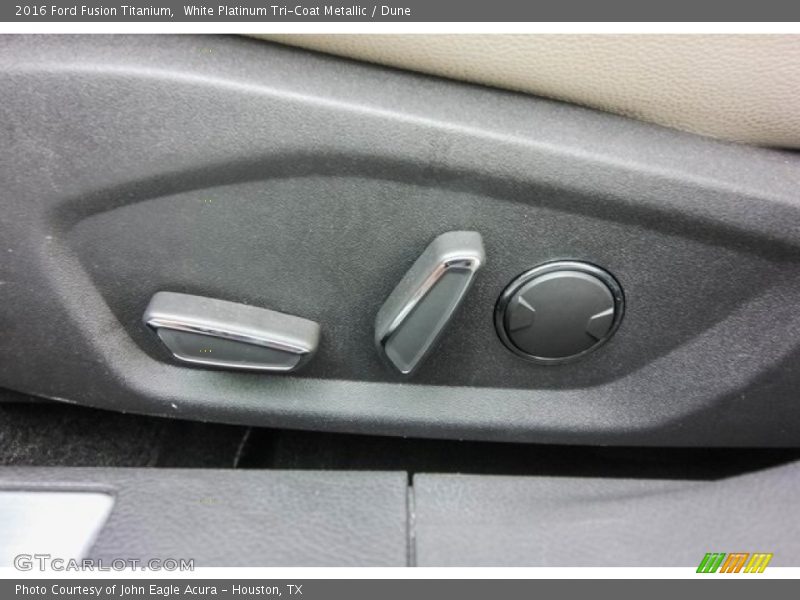 White Platinum Tri-Coat Metallic / Dune 2016 Ford Fusion Titanium