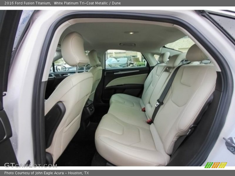 White Platinum Tri-Coat Metallic / Dune 2016 Ford Fusion Titanium