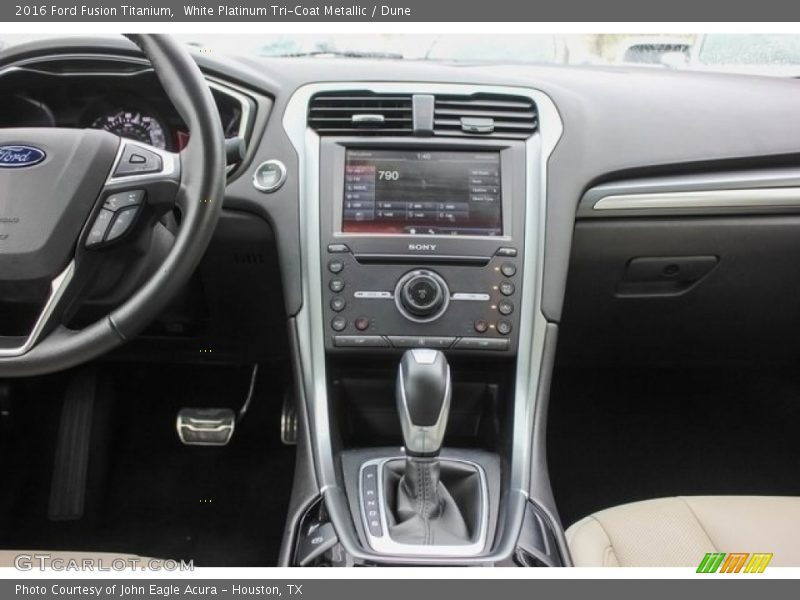 White Platinum Tri-Coat Metallic / Dune 2016 Ford Fusion Titanium
