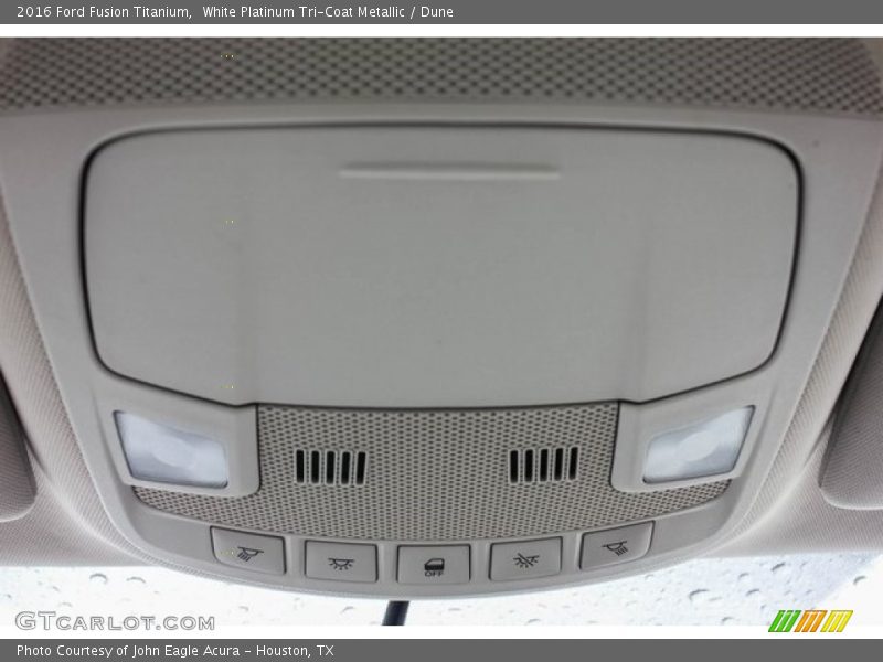 White Platinum Tri-Coat Metallic / Dune 2016 Ford Fusion Titanium