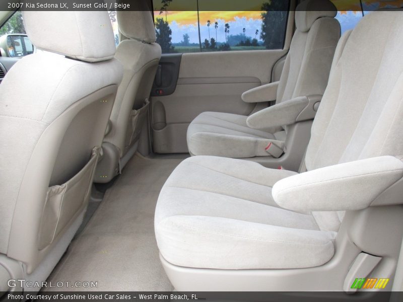 Sunset Gold / Beige 2007 Kia Sedona LX