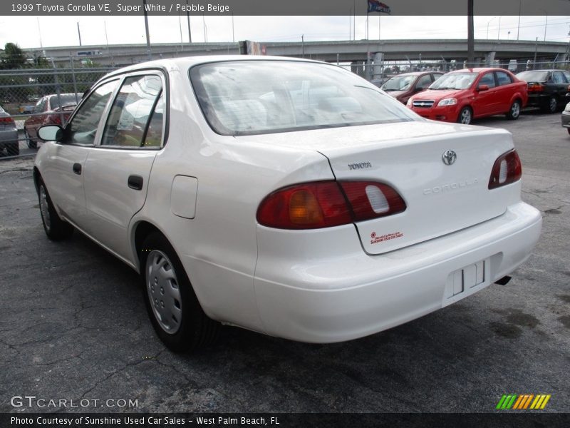 Super White / Pebble Beige 1999 Toyota Corolla VE