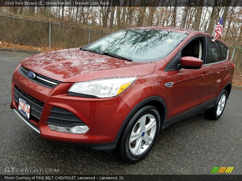 Sunset Metallic / Medium Light Stone 2016 Ford Escape SE