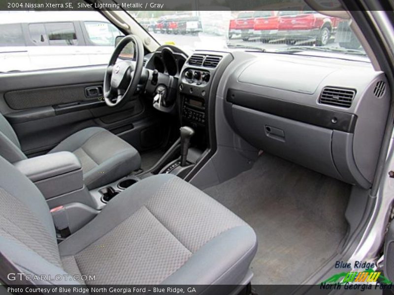 Silver Lightning Metallic / Gray 2004 Nissan Xterra SE