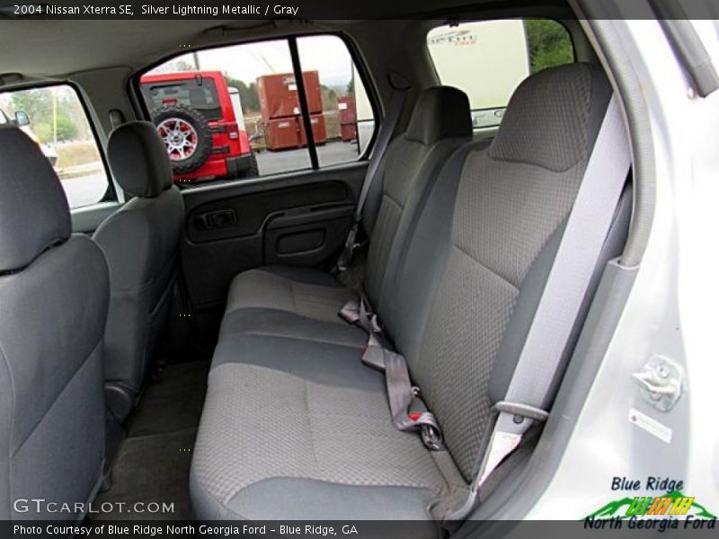 Silver Lightning Metallic / Gray 2004 Nissan Xterra SE