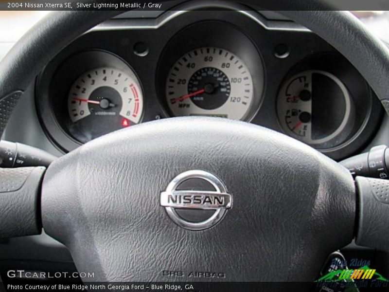 Silver Lightning Metallic / Gray 2004 Nissan Xterra SE