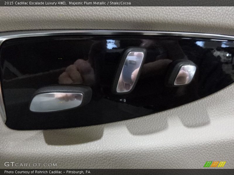 Controls of 2015 Escalade Luxury 4WD