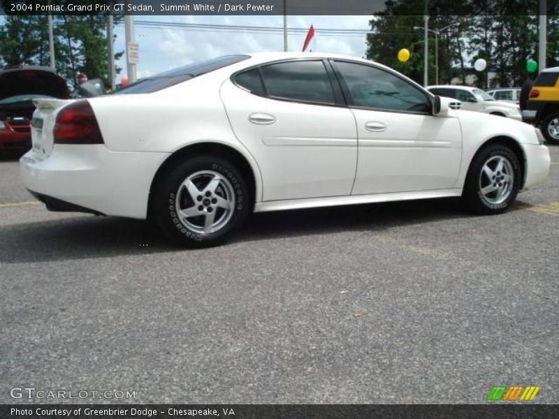 Summit White / Dark Pewter 2004 Pontiac Grand Prix GT Sedan