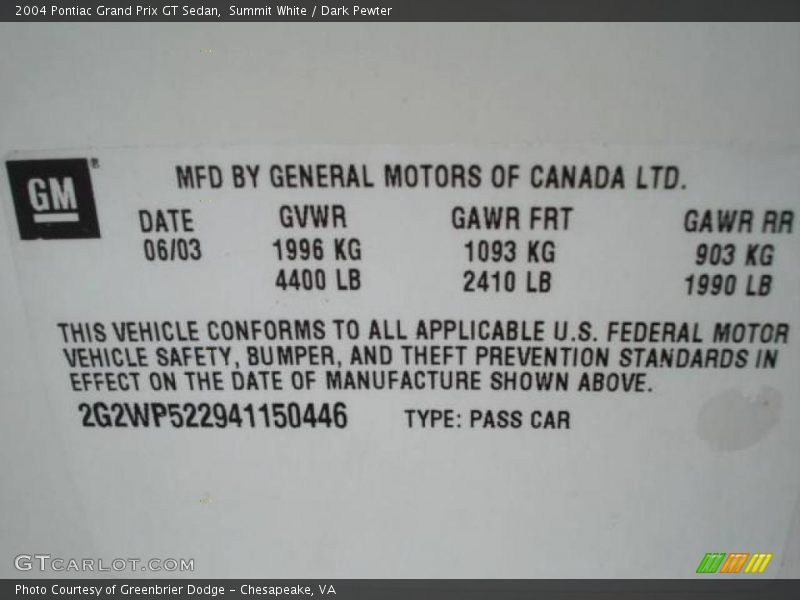 Summit White / Dark Pewter 2004 Pontiac Grand Prix GT Sedan