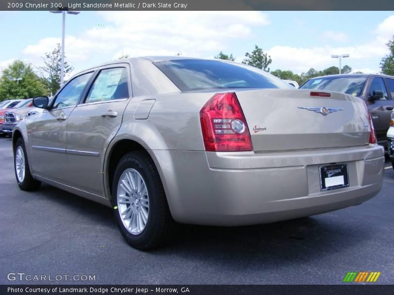 Light Sandstone Metallic / Dark Slate Gray 2009 Chrysler 300