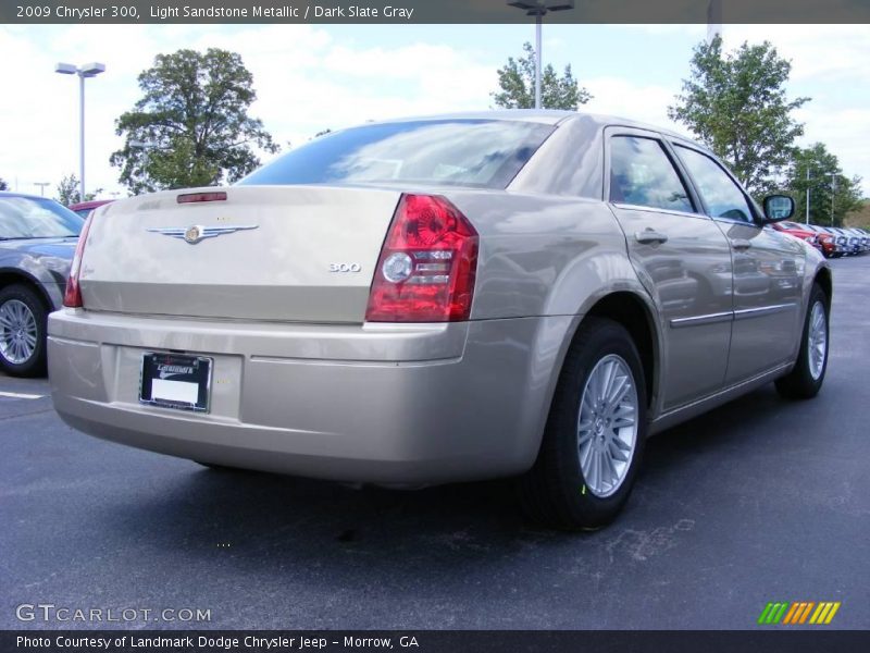 Light Sandstone Metallic / Dark Slate Gray 2009 Chrysler 300