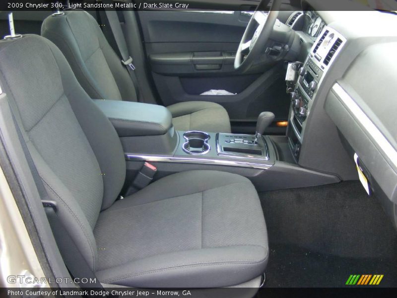 Light Sandstone Metallic / Dark Slate Gray 2009 Chrysler 300