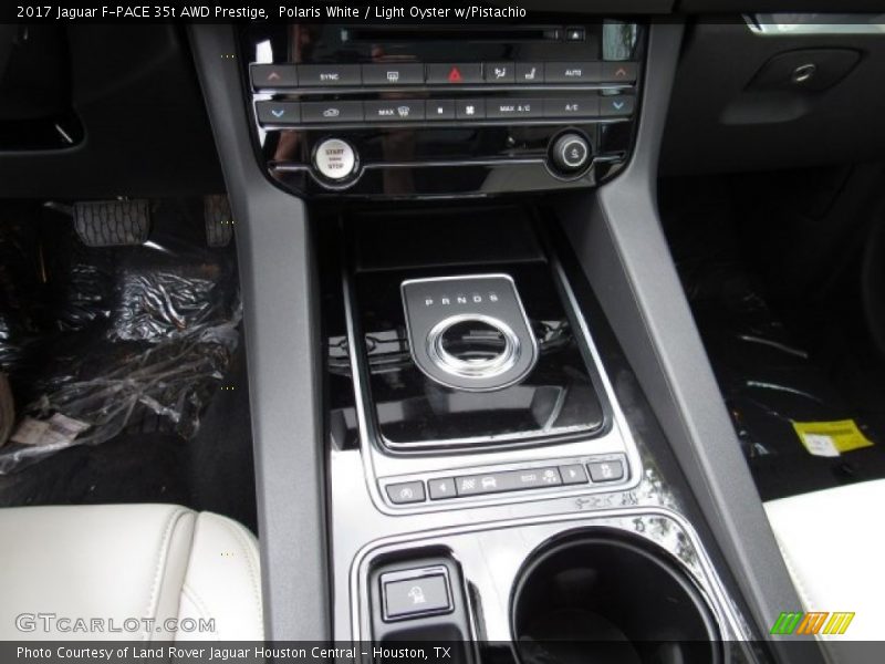 Polaris White / Light Oyster w/Pistachio 2017 Jaguar F-PACE 35t AWD Prestige