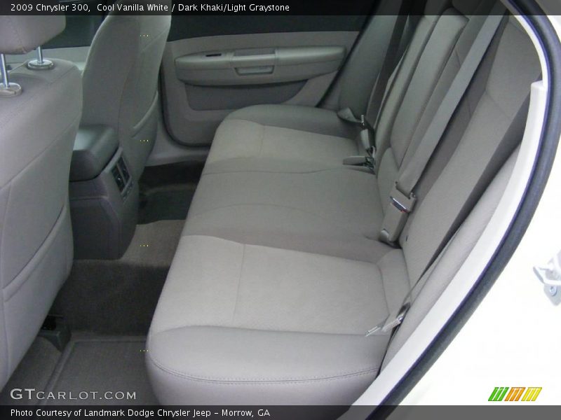 Cool Vanilla White / Dark Khaki/Light Graystone 2009 Chrysler 300