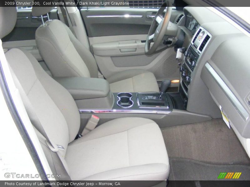 Cool Vanilla White / Dark Khaki/Light Graystone 2009 Chrysler 300