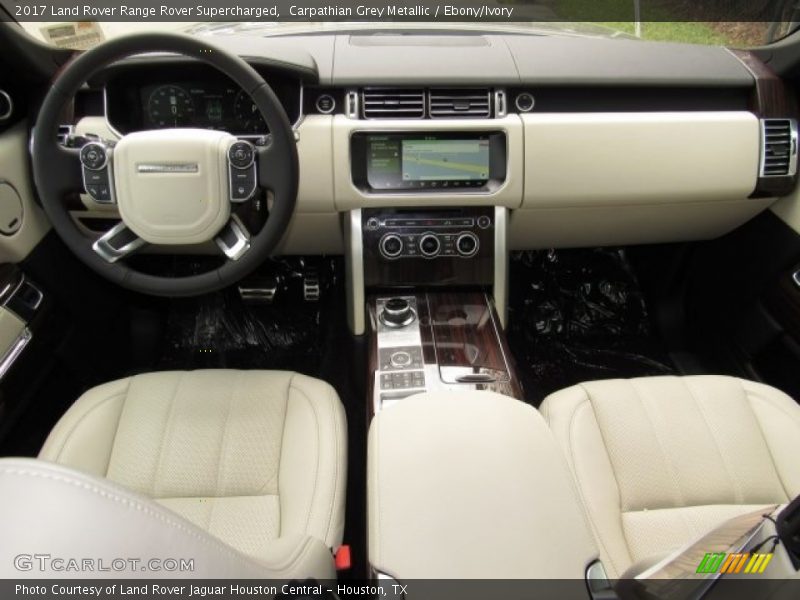 Dashboard of 2017 Range Rover Supercharged