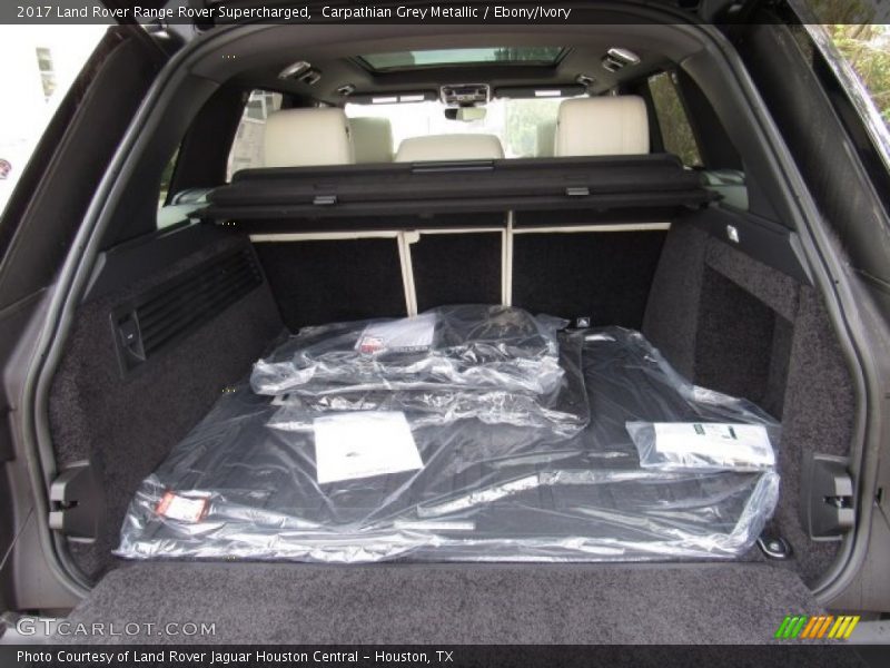 Carpathian Grey Metallic / Ebony/Ivory 2017 Land Rover Range Rover Supercharged