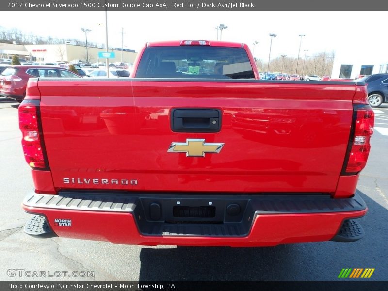 Red Hot / Dark Ash/Jet Black 2017 Chevrolet Silverado 1500 Custom Double Cab 4x4