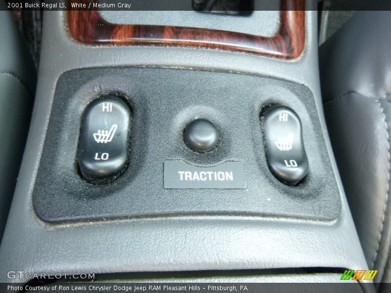 White / Medium Gray 2001 Buick Regal LS