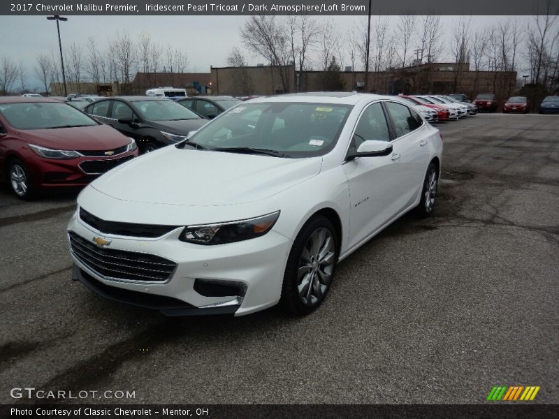 Iridescent Pearl Tricoat / Dark Atmosphere/Loft Brown 2017 Chevrolet Malibu Premier