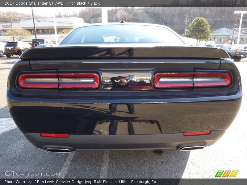 Pitch Black / Black 2017 Dodge Challenger GT AWD