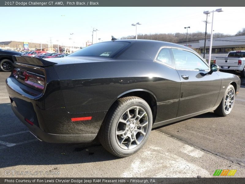 Pitch Black / Black 2017 Dodge Challenger GT AWD