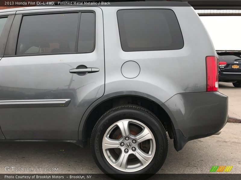 Polished Metal Metallic / Black 2013 Honda Pilot EX-L 4WD