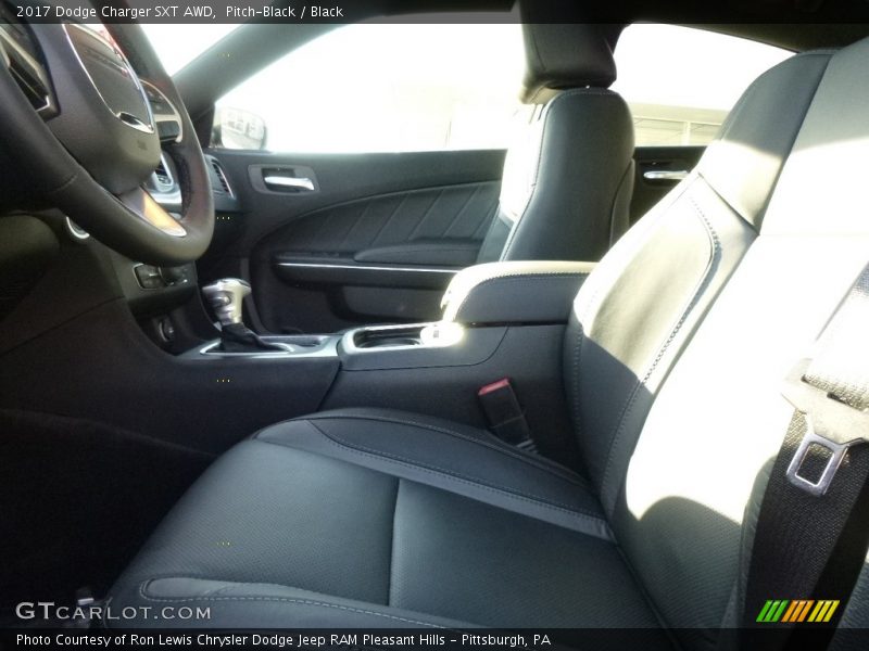 Pitch-Black / Black 2017 Dodge Charger SXT AWD