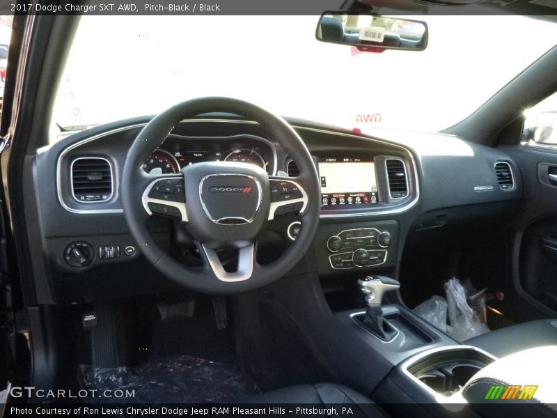 Pitch-Black / Black 2017 Dodge Charger SXT AWD