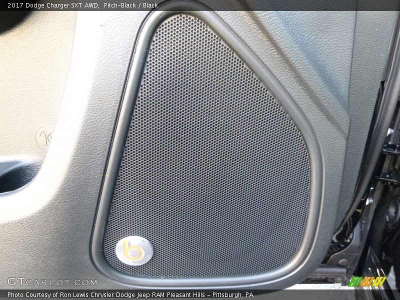 Pitch-Black / Black 2017 Dodge Charger SXT AWD