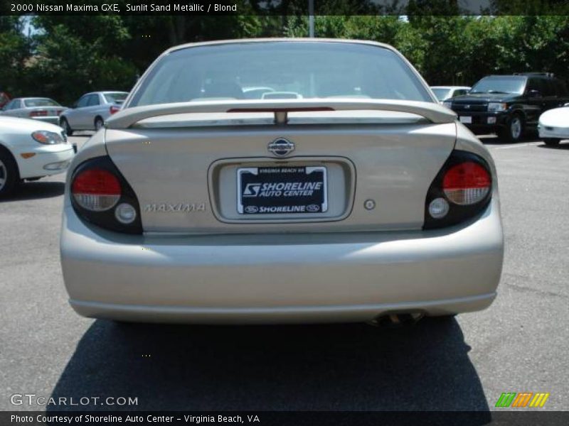 Sunlit Sand Metallic / Blond 2000 Nissan Maxima GXE