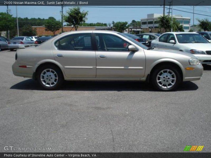 Sunlit Sand Metallic / Blond 2000 Nissan Maxima GXE