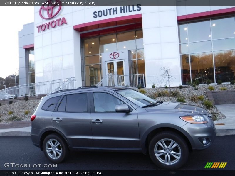 Mineral Gray / Gray 2011 Hyundai Santa Fe SE AWD