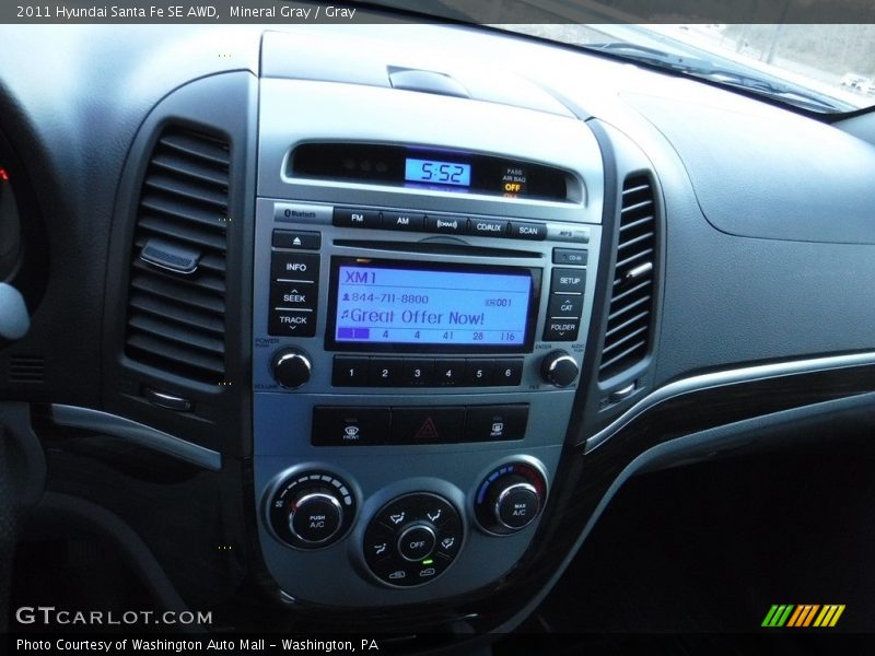 Mineral Gray / Gray 2011 Hyundai Santa Fe SE AWD