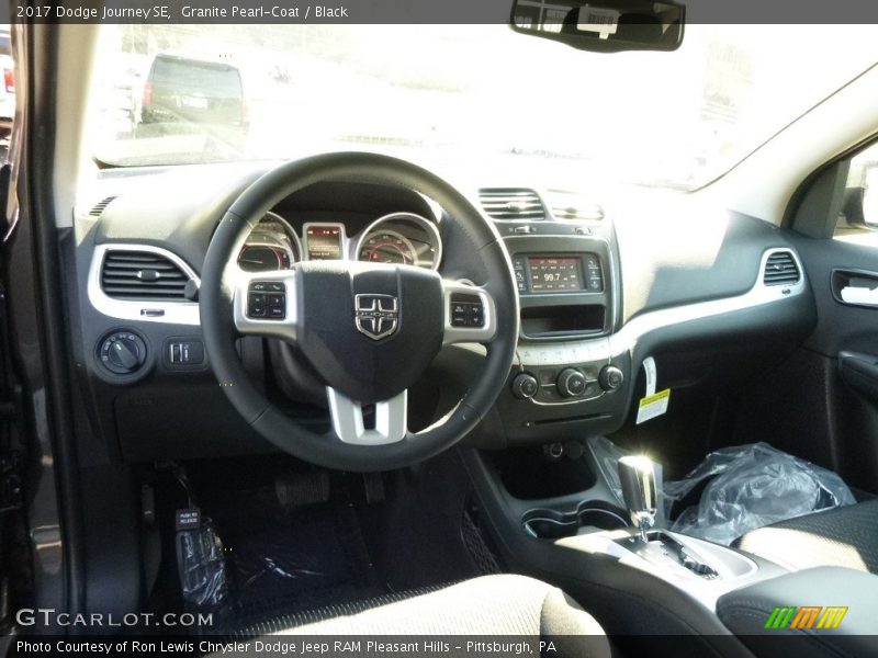 Granite Pearl-Coat / Black 2017 Dodge Journey SE