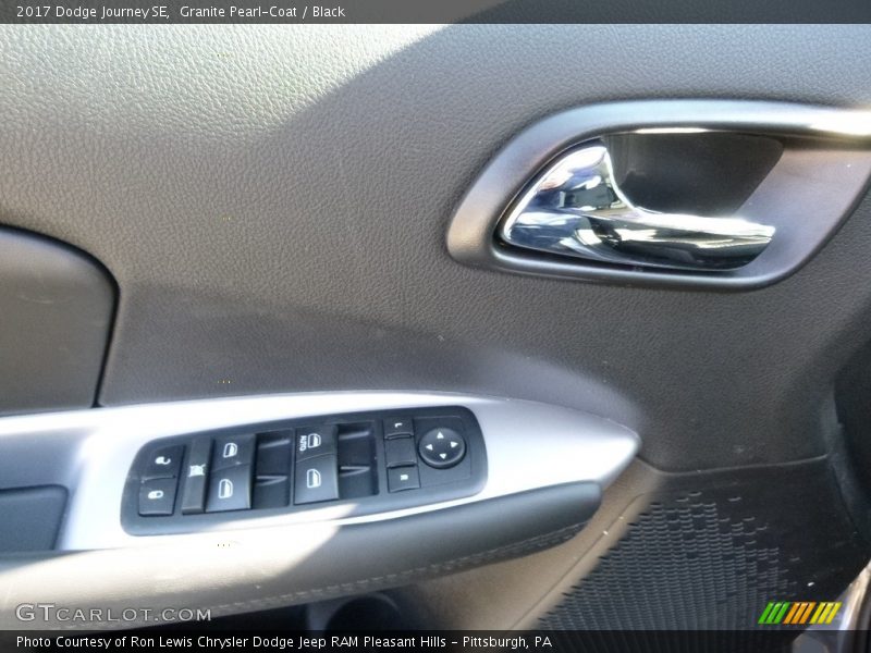 Granite Pearl-Coat / Black 2017 Dodge Journey SE