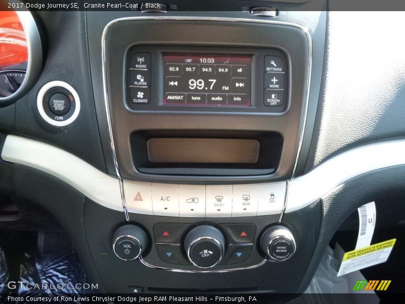 Granite Pearl-Coat / Black 2017 Dodge Journey SE