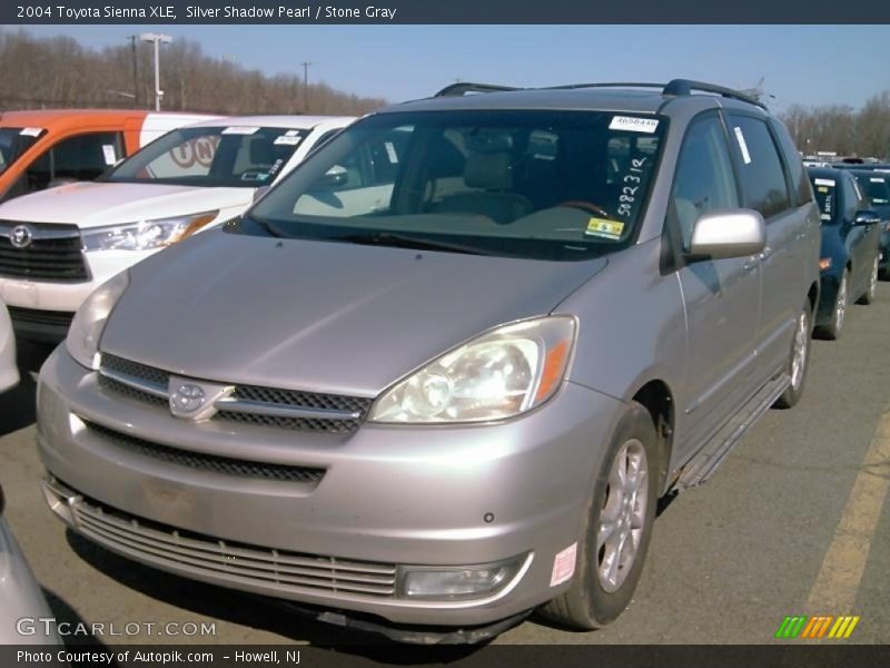 Silver Shadow Pearl / Stone Gray 2004 Toyota Sienna XLE