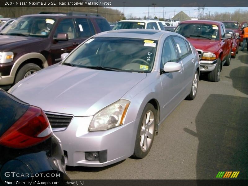 Radiant Silver Metallic / Frost 2007 Nissan Maxima 3.5 SE
