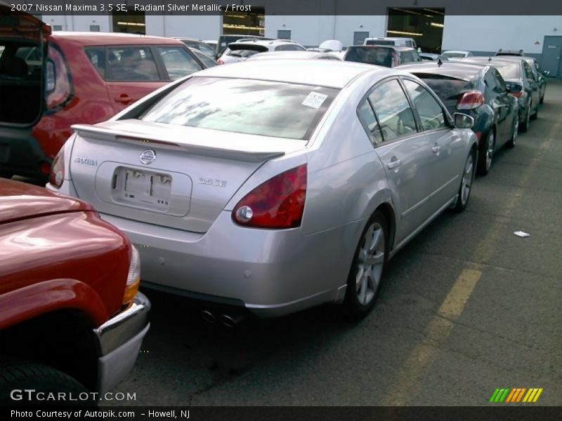 Radiant Silver Metallic / Frost 2007 Nissan Maxima 3.5 SE