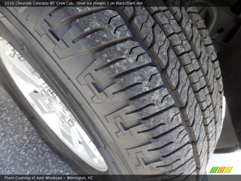 Silver Ice Metallic / Jet Black/Dark Ash 2016 Chevrolet Colorado WT Crew Cab