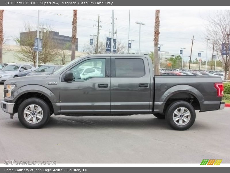 Magnetic / Medium Earth Gray 2016 Ford F150 XLT SuperCrew