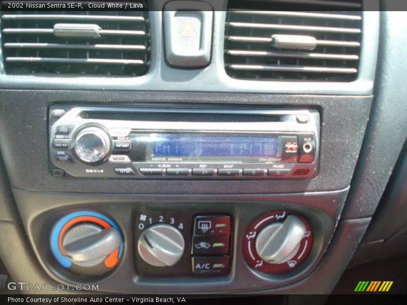 Cloud White / Lava 2002 Nissan Sentra SE-R
