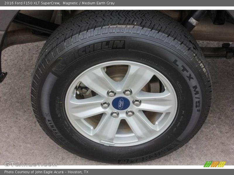 Magnetic / Medium Earth Gray 2016 Ford F150 XLT SuperCrew