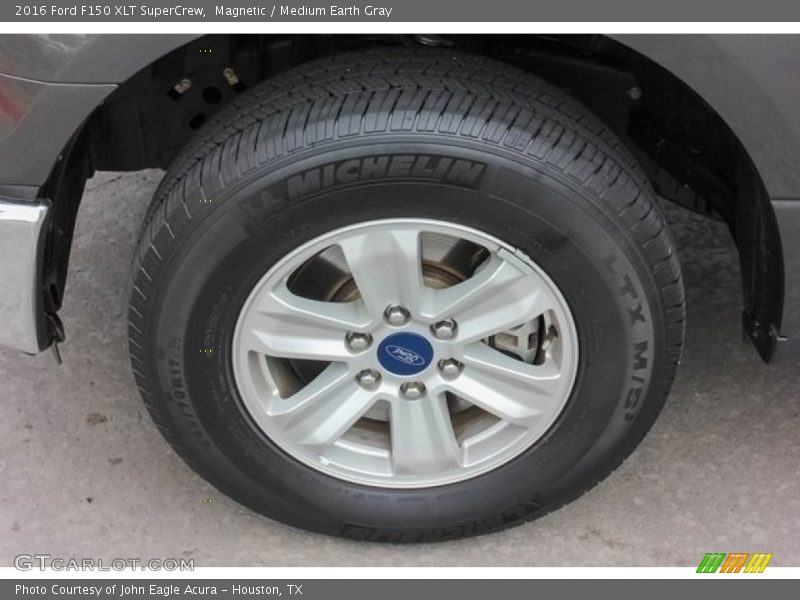 Magnetic / Medium Earth Gray 2016 Ford F150 XLT SuperCrew