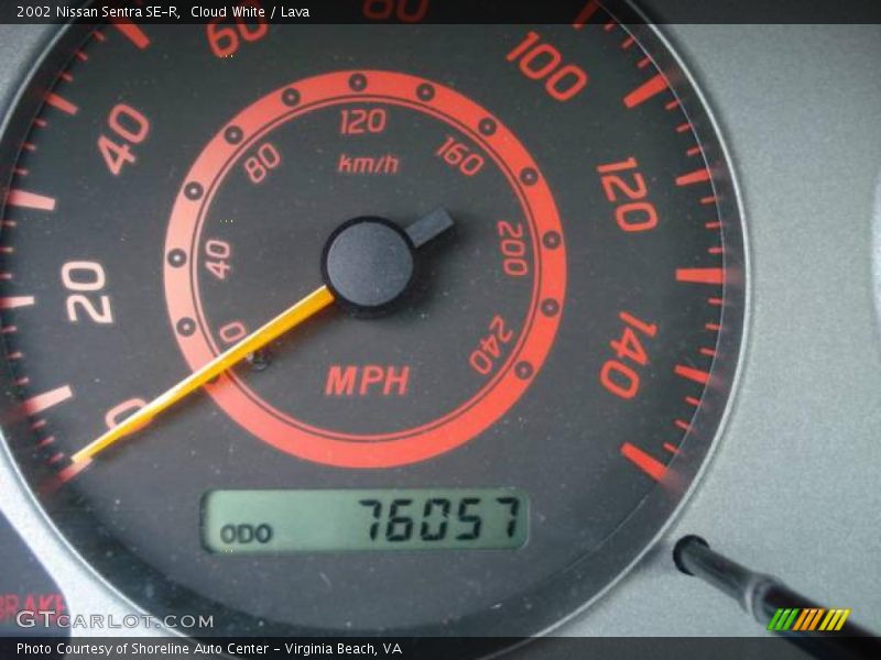 Cloud White / Lava 2002 Nissan Sentra SE-R