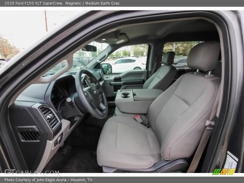 Magnetic / Medium Earth Gray 2016 Ford F150 XLT SuperCrew