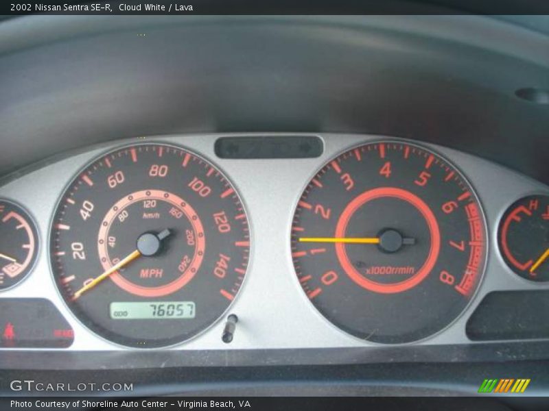 Cloud White / Lava 2002 Nissan Sentra SE-R